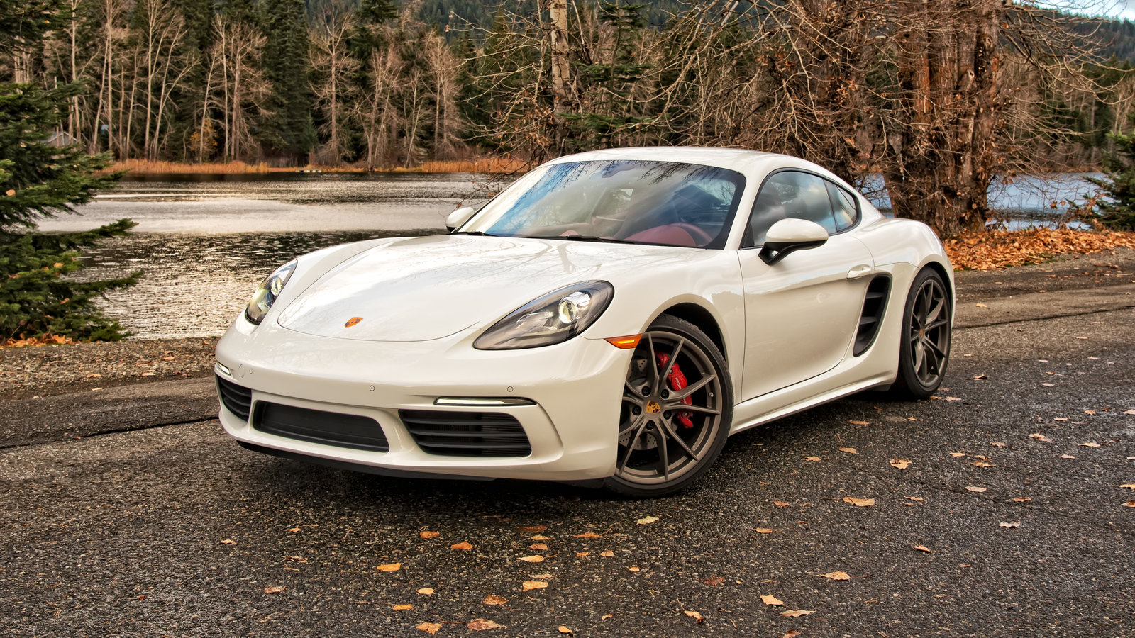 Porsche: Kendaraan Mewah Dengan Teknologi dan Desain Ikonik