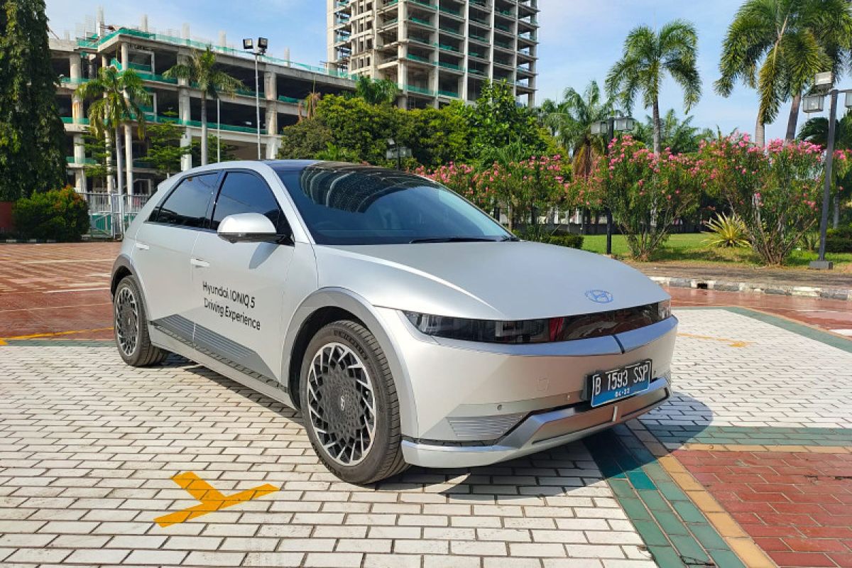Review Hyundai IONIQ 5: Performa, Fitur, dan Harga Terbaru